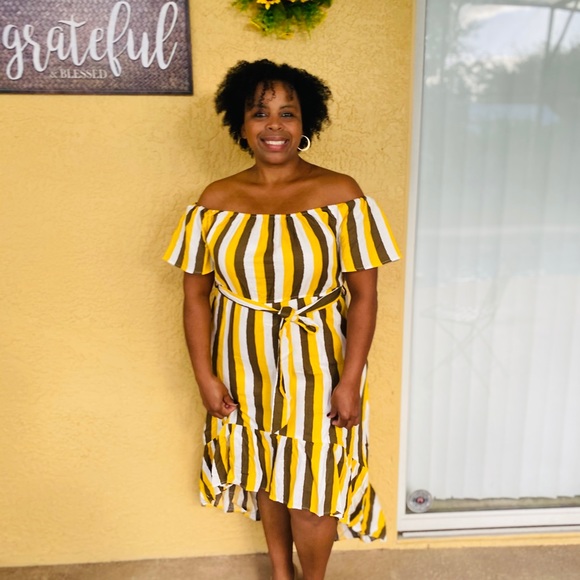 Striped Off Shoulder Dress - Picture 3 of 3